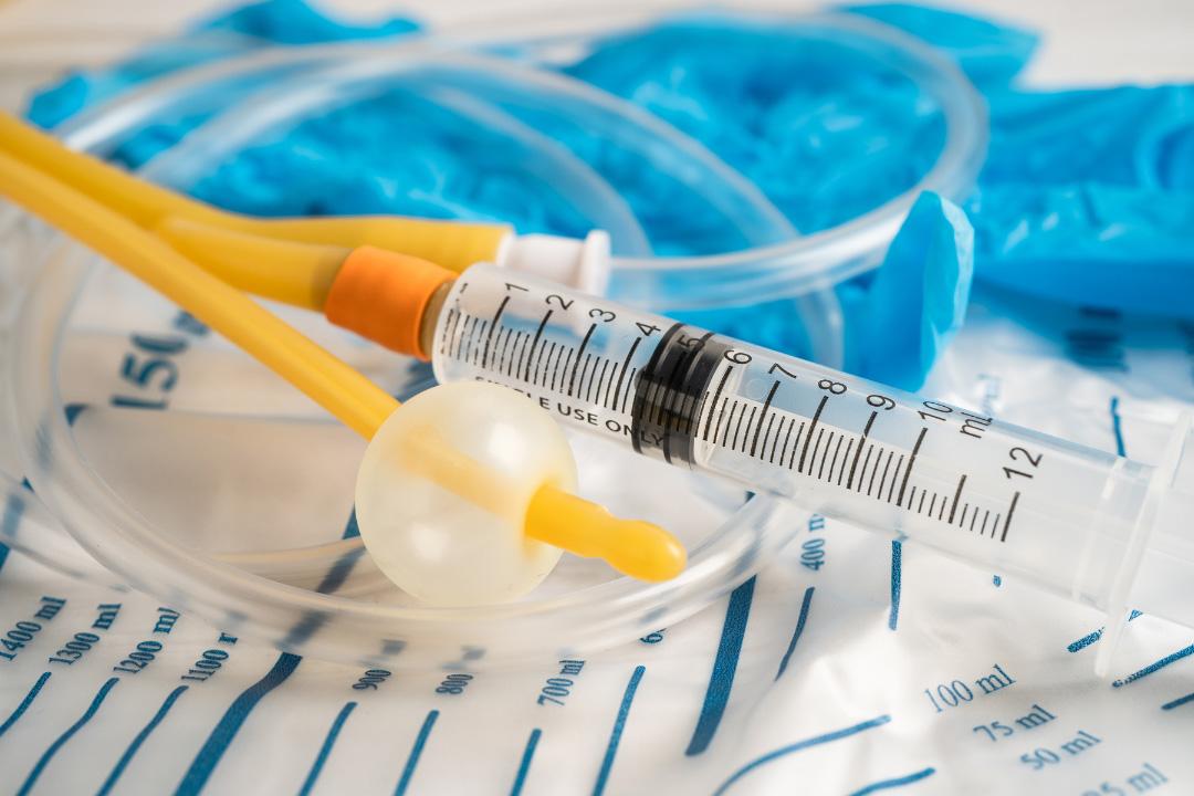 Why Doctors Prefer Suprapubic Catheters Over Regular Urinary Catheters in Some Cases